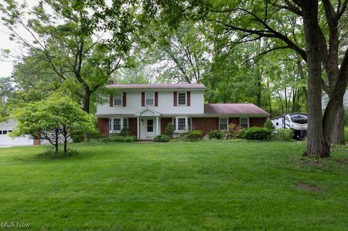 5940 Hansom Dr, Solon, OH, 44139-2316 | Card Image