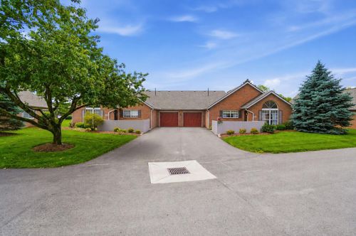 4837 Blendon Park Dr, Columbus, OH, 43230-4226 | Card Image