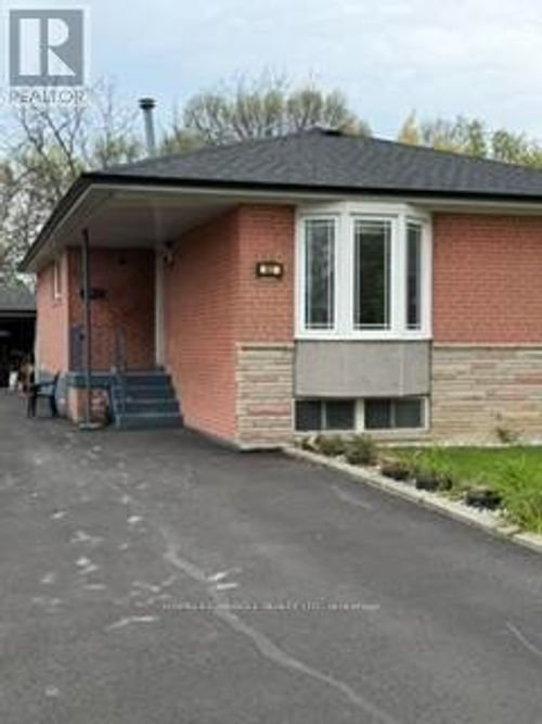 92 Taysham Cres, Etobicoke, ON, M9V1X3 | Card Image