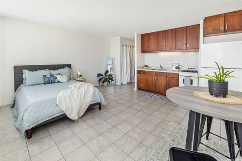 a1107-1550 Wilder Ave, Honolulu, HI, 96822-4639 | Card Image
