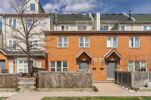 4-1241 Parkwest Pl, Mississauga, ON, L5E3J3 | Card Image