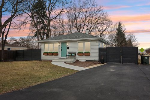 502 N Smith St, PALATINE, IL, 60067-2411 | Card Image