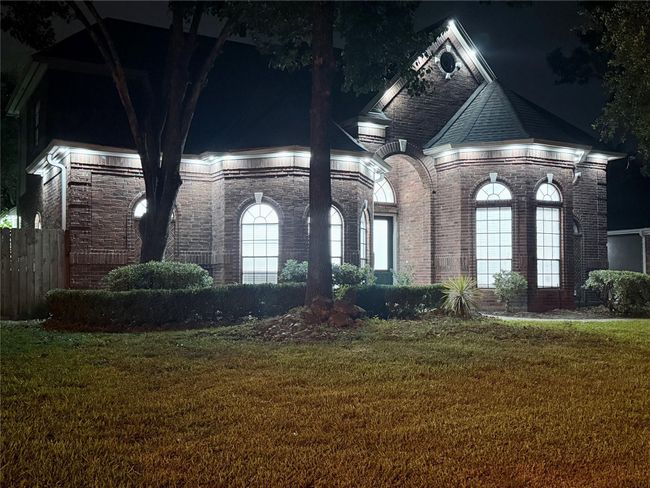 Nighttime front left view | Image 43