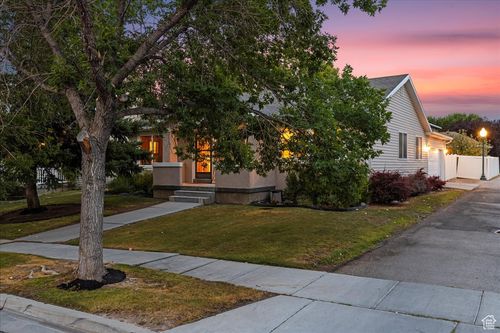 1558 Durocher Ln, Tooele, UT, 84074-9135 | Card Image
