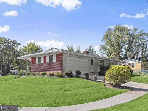 201 Suter Rd, Baltimore, MD, 21228-3116 | Card Image