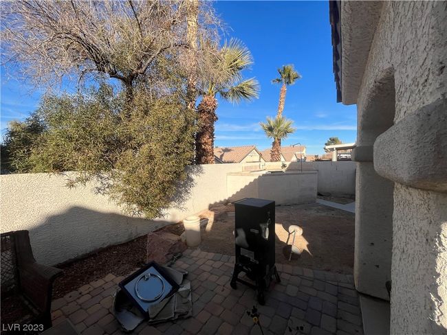 1100 Warm Canyon Way, House other with 3 bedrooms, 2 bathrooms and null parking in Las Vegas NV | Image 12