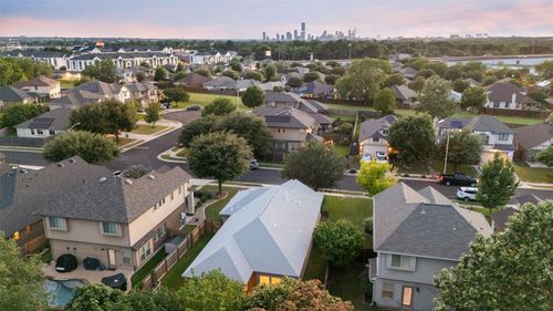 2705 Kingsland Way, Austin, TX, 78725-2903 | Card Image