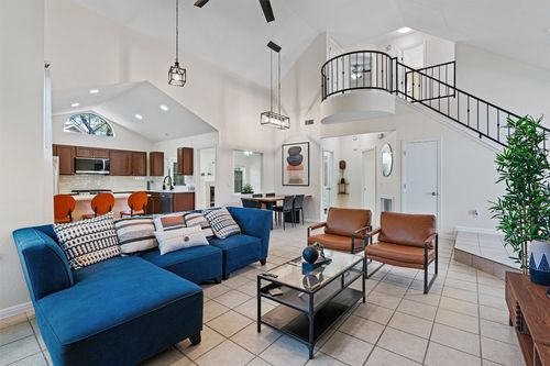 2010 Cervin Blvd, Austin, TX, 78728-5429 | Card Image