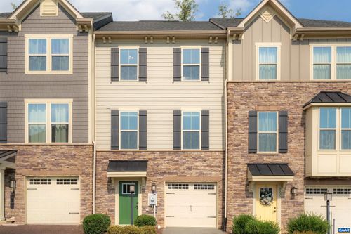 3333 Village Park Ave, KESWICK, VA, 22947 | Card Image