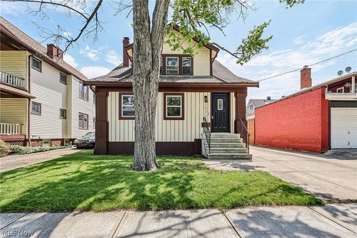 2033 Tate Ave, Cleveland, OH, 44109-4363 | Card Image