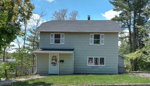 13 Hazel Ave, Livingston, NJ, 07039-2107 | Card Image