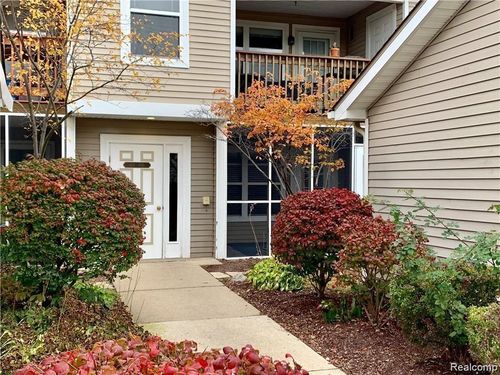 1514 Oakfield Dr, Ann Arbor, MI, 48108-3368 | Card Image