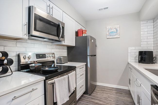 APT-5 - 403 71 St Ave N, Condo with 2 bedrooms, 2 bathrooms and null parking in Myrtle Beach SC | Image 9