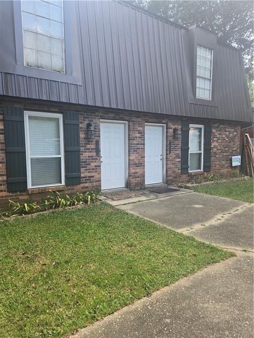 1210 W 21st Ave, Covington, LA, 70433-7450 | Card Image