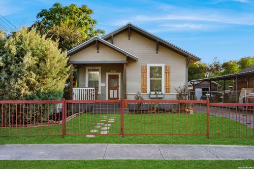 326 Helena St, San Antonio, TX, 78204-2330 | Card Image