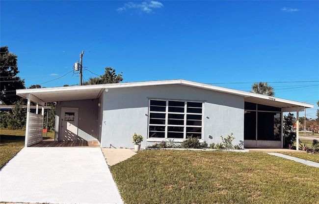 7904 Jeffery Avenue, House other with 2 bedrooms, 1 bathrooms and null parking in North Port FL | Image 1
