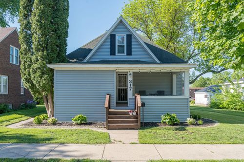 317 Walnut St Sw, Sleepy Eye, MN, 56085-1349 | Card Image