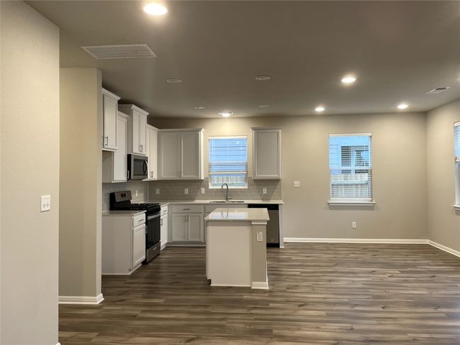 UNIT-83 - 3200 College Park Dr, Condo with 3 bedrooms, 3 bathrooms and 4 parking in Round Rock TX | Image 5