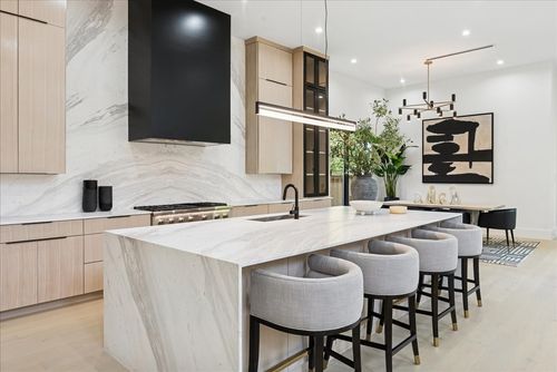 7111 Coronado Ave, Dallas, TX, 75214-4210 | Card Image