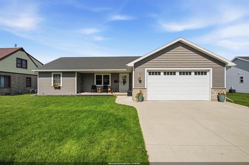 312 N John Street, KIMBERLY, WI, 54136 | Card Image