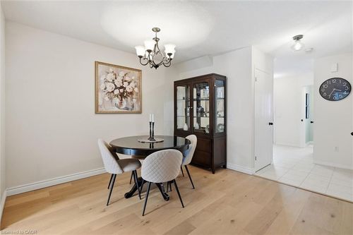 38 Grindstone Way, Dundas, ON, L9H7B7 | Card Image