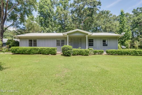 24 Sadie Lee Rd, Perkinston, MS, 39573-5502 | Card Image