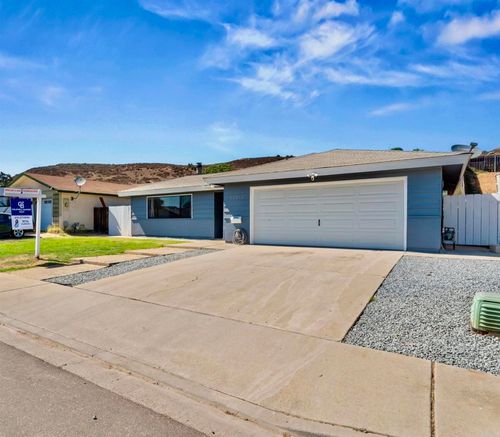 13132 Pam Ln, Lakeside, CA, 92040-3330 | Card Image