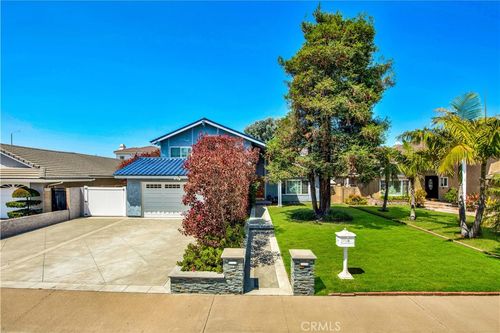 17455 Winemast St, Fountain Valley, CA, 92708-3542 | Card Image