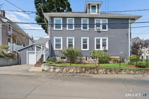 72 W Broad St, Stamford, CT, 06902-3722 | Card Image