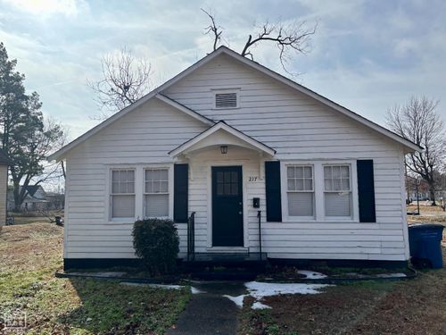 217 W 3rd St, Rector, AR, 72461-1307 | Card Image