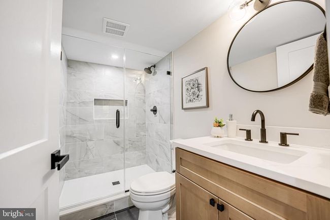 9051 Laurel Hill Ct, House other with 5 bedrooms, 4 bathrooms and null parking in VIENNA VA | Image 45