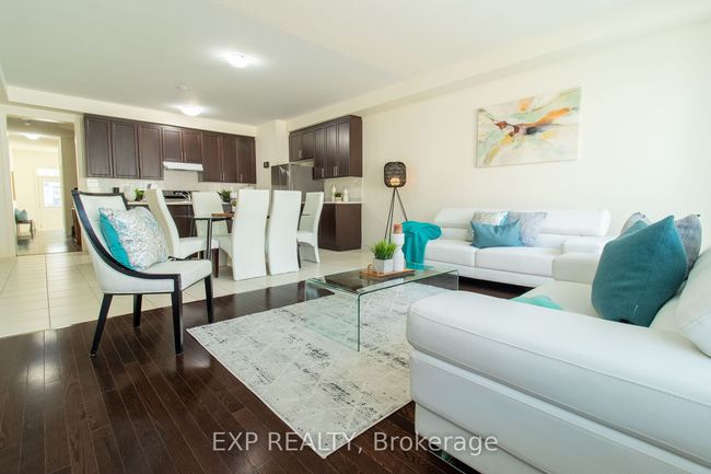 110 Adventura Rd, House attached with 4 bedrooms, 3 bathrooms and 2 parking in Brampton ON | Image 8