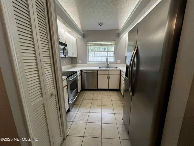 9600 Glenn Abbey Way, House other with 3 bedrooms, 2 bathrooms and null parking in Jacksonville FL | Image 8
