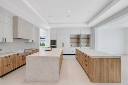 810 Ne 70th St, Boca Raton, FL, 33487-2432 | Card Image