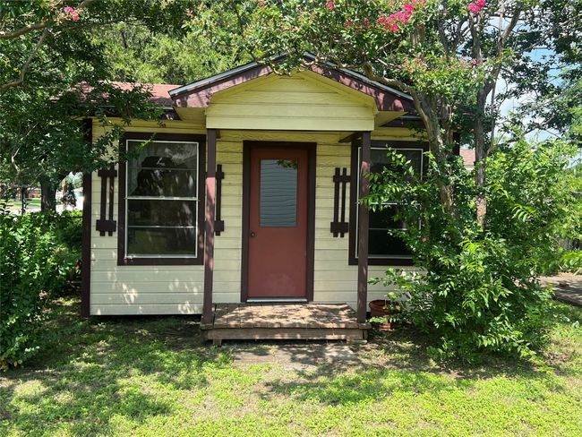 717 N 37 Th St, House other with 3 bedrooms, 1 bathrooms and null parking in Corsicana TX | Image 20