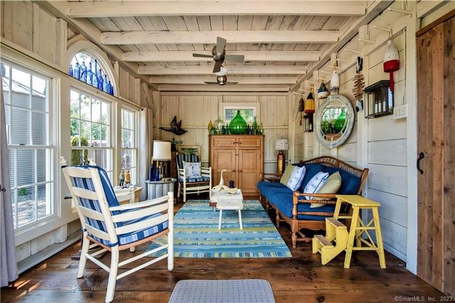 Relaxation Room In Garage Building | Image 13