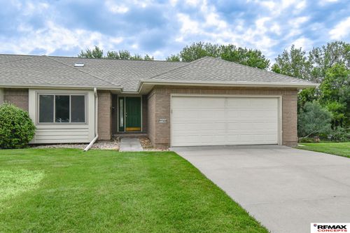 5544 Blackpool Road, Lincoln, NE, 68516 | Card Image