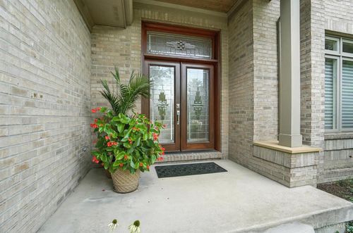 1098 River Forest Dr, Hamilton Twp, OH, 45039-7717 | Card Image