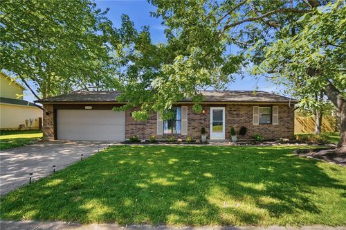 2476 Bradshire Rd, Miamisburg, OH, 45342-5244 | Card Image