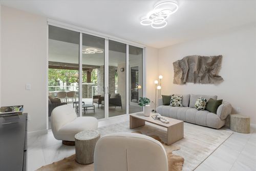209-220 Mizner Blvd, Boca Raton, FL, 33432-5553 | Card Image