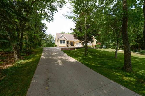 7021 Lakewood Dr, Oscoda, MI, 48750-8710 | Card Image