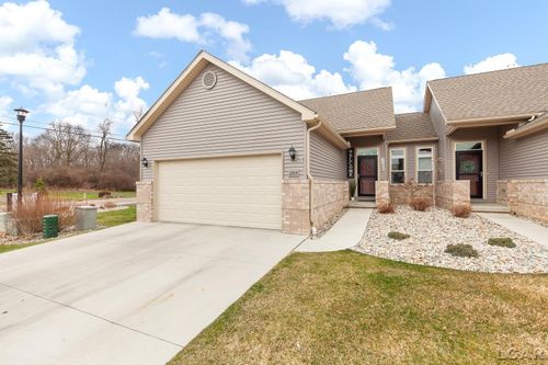 1205 Reeve Dr, Tecumseh, MI, 49286-7799 | Card Image