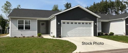 725 Heritage Ln, Paw Paw, MI, 49079 | Card Image