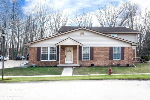 68260 Rosewood Ln, Richmond, MI, 48062-1470 | Card Image