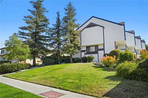 b-2615 Hermosa Ave, Montrose, CA, 91020 | Card Image