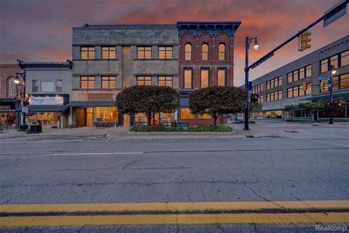 235 Huron Ave, Port Huron, MI, 48060-3821 | Card Image
