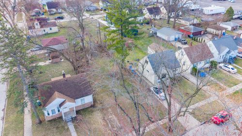 26115 Powers Ave, Dearborn Heights, MI, 48125-1306 | Card Image