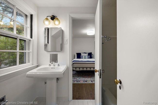 75 Grosse Pointe Blvd, House other with 3 bedrooms, 3 bathrooms and null parking in Grosse Pointe Farms MI | Image 20