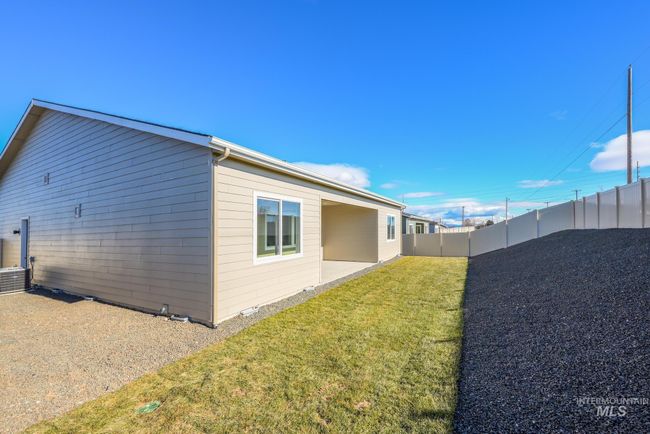 320 Orrison St, House other with 3 bedrooms, 3 bathrooms and 3 parking in Caldwell ID | Image 24