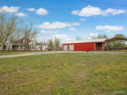 1924 High St, Chester, IL, 62233-1166 | Card Image